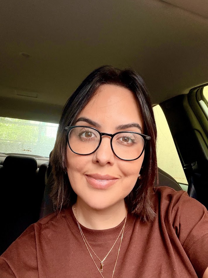 Natália Zanelato, professora e mentora de redação